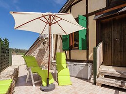 Elegant Holiday Home in Coubjours