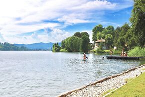 Riva del Caolino in Ispra