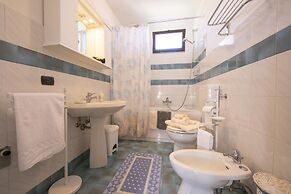 The Cottage on the Lake