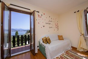 The Cottage on the Lake