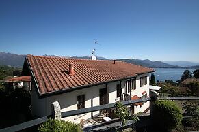 The Cottage on the Lake