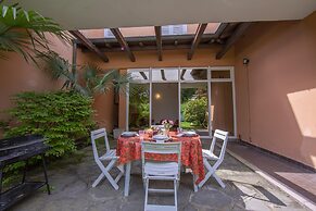 Rododendro Rosso in Ispra