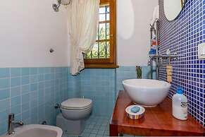 Villa Pallina With Pool