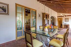 Villa Pallina With Pool