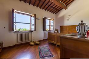 Villa Pallina With Pool