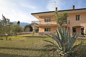 Mass Home in Arco With 2 Bedrooms and 1 Bathrooms