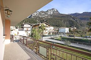 Mass Home in Arco With 2 Bedrooms and 1 Bathrooms