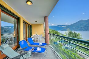 Va Pensiero sul Lago Stunning View