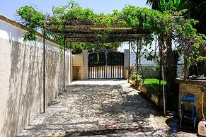 Villa Marzia With Garden and Near the sea