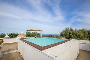 Rebea Trulli Home With Pool Fasano