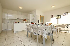 Torbole Relax Pool Balcony Apartment