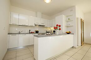 Torbole Relax Pool Balcony Apartment