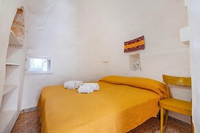 Trulli Degli Ulivi With Pool