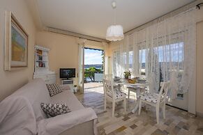 Rossella Lake View in Salo