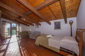 Villa La Verbanina Private Garden
