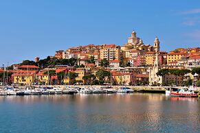 Sunrise Apartment Seaview