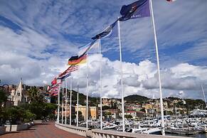 Sunrise Apartment Seaview