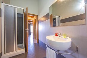 Relax al Moro Apt With Pool