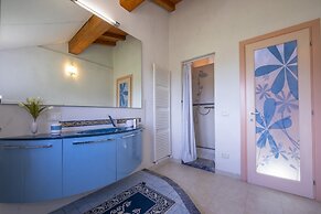 Villa Clara few km From the sea