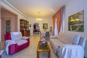 Villa Clara few km From the sea