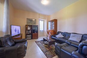 Villa Clara few km From the sea