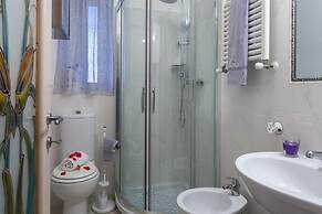 Villa Clara few km From the sea