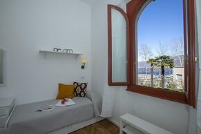 Residenza Gardenia Lake View Luino Center