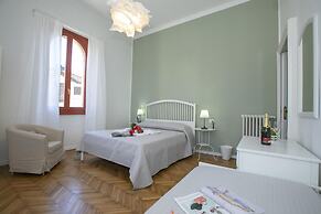 Residenza Gardenia Lake View Luino Center