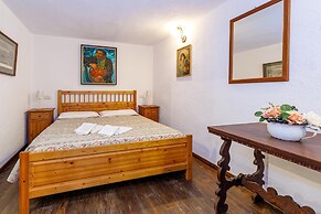 Villa Formaga in Hilly Area Relax and vie