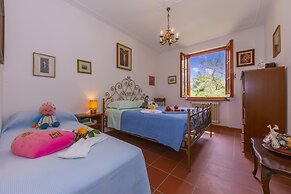 Villino di Corsanico With View