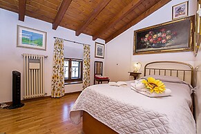 Residenza Rocca del Lago 2