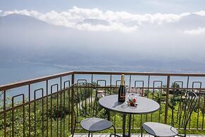 Tremosine Wonderful Lake View 2