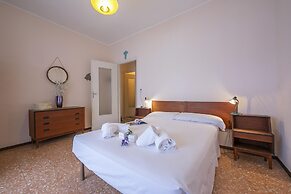 Tre Balconi Sul Mare Beach