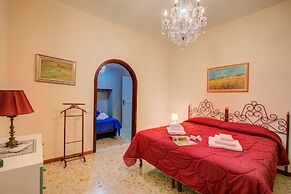 Villa Alberti 900m From Garda Lake