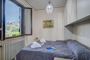 Villa Alberti 900m From Garda Lake