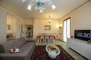 Villa Alberti 900m From Garda Lake