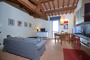 Tiglio Grillo in Camaiore