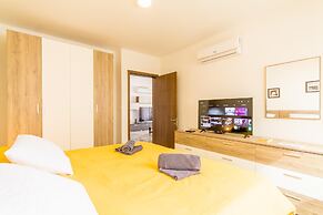 Palm Modern Apart 200mt From Sea Qawra