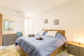 Palm Modern Apart 200mt From Sea Qawra