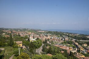 Orange Apartment Desenzano With Wi-fi
