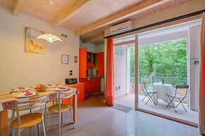 Orange Apartment Desenzano With Wi-fi