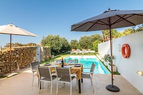 Ta Patee Pool Farmhouse in Gozo