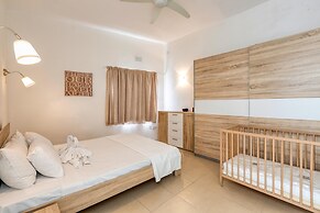 Ta Patee Pool Farmhouse in Gozo