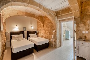 Ta Patee Pool Farmhouse in Gozo