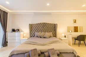 Top Modern Prime Location 2mn to the sea