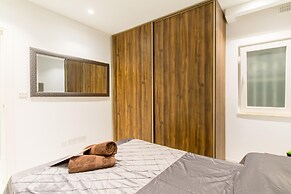 Aquamarine Modern Apart M3