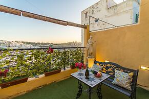 Madonnina Sunny Townhouse in Kalkara