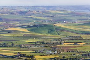 Villa Salemi With Pool