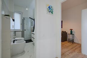 Modern Apartment in Arona