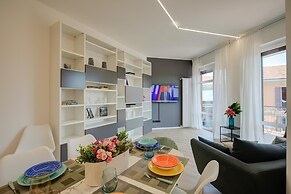 Modern Apartment in Arona